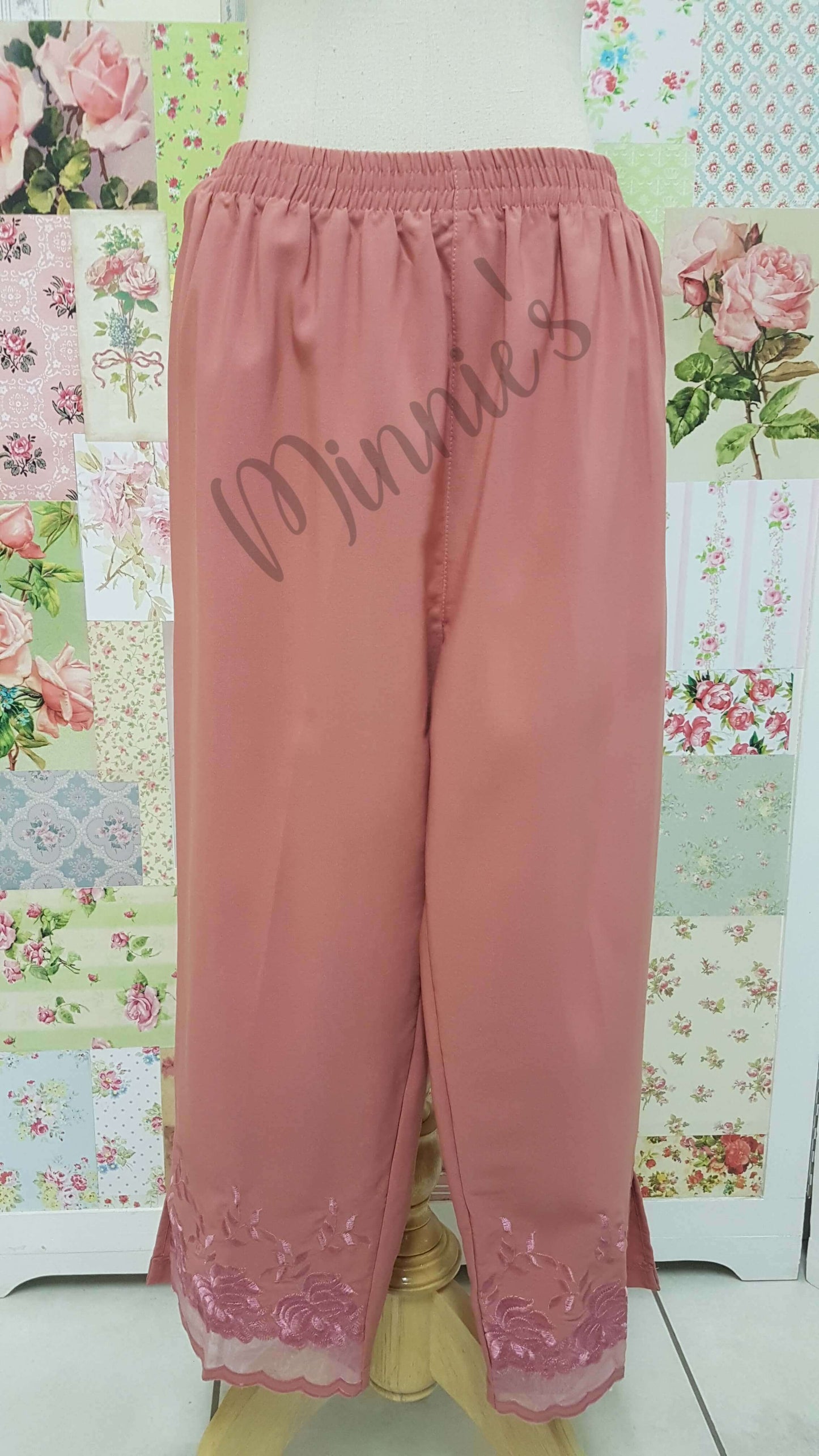 Black 3/4 Pants LR0337