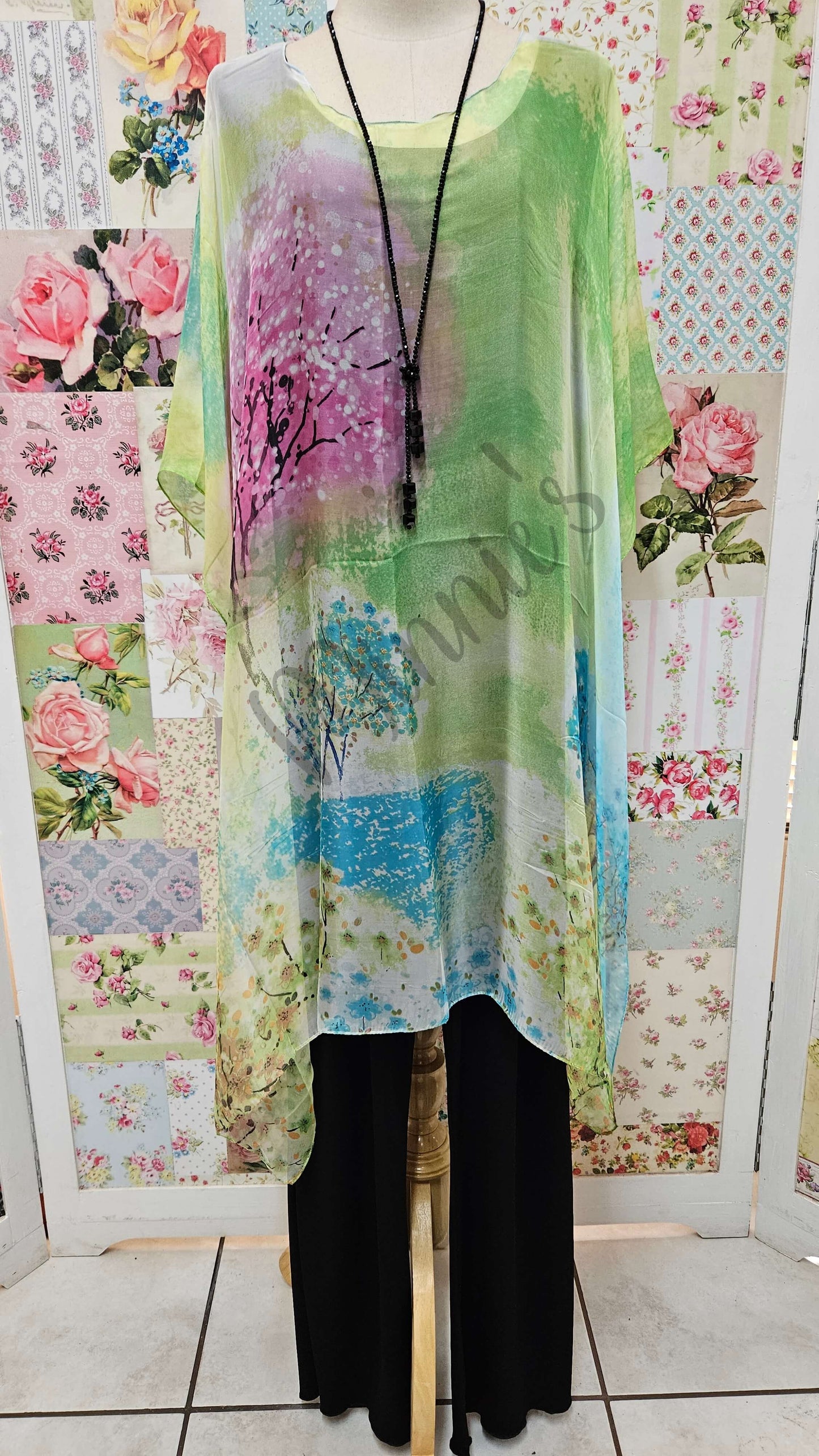 Pink & Green Poncho SE0173