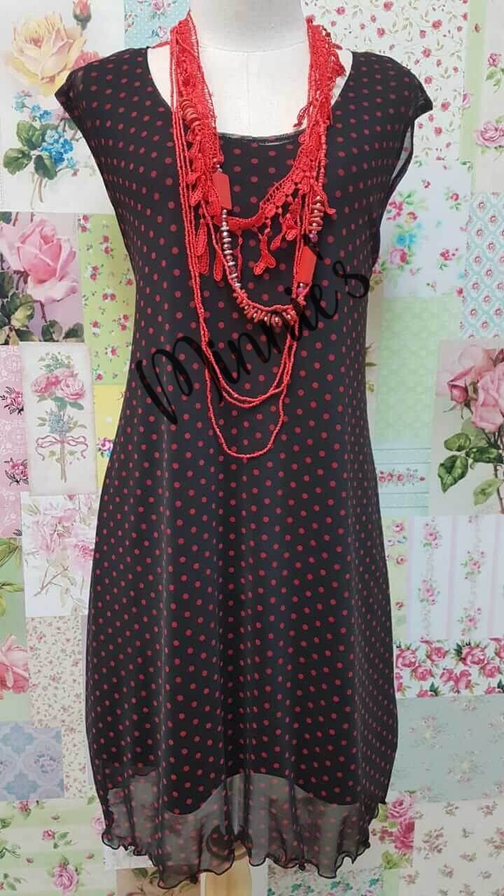 Black & Red Top LR0344